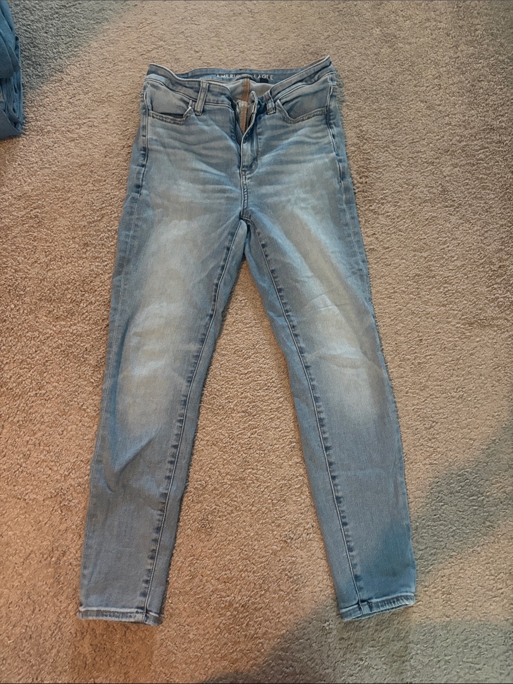 American Eagle Outfitters Faded Blue Skinny Jeans